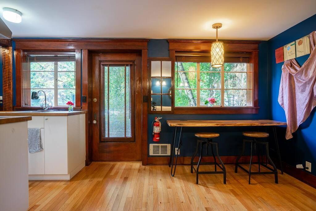 Charming 1Bd Suite In Capitol Hill - Foxglove Inn Seattle Dış mekan fotoğraf